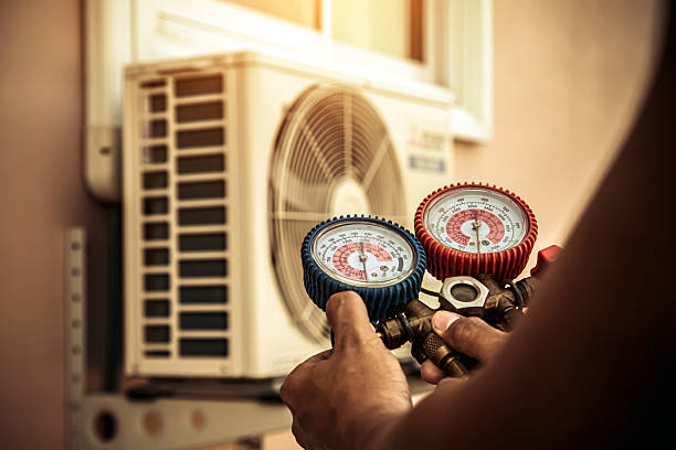 Professional Hvac Maintenance technician working in Owensville, OH